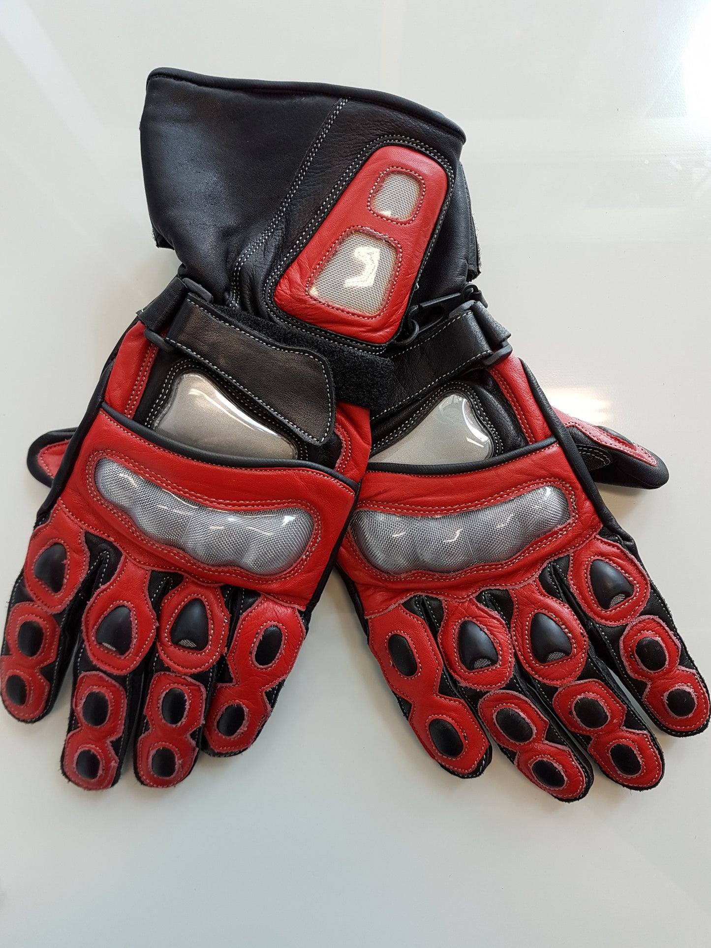 Racer Gauntlet Leather Kevlar Knuckle